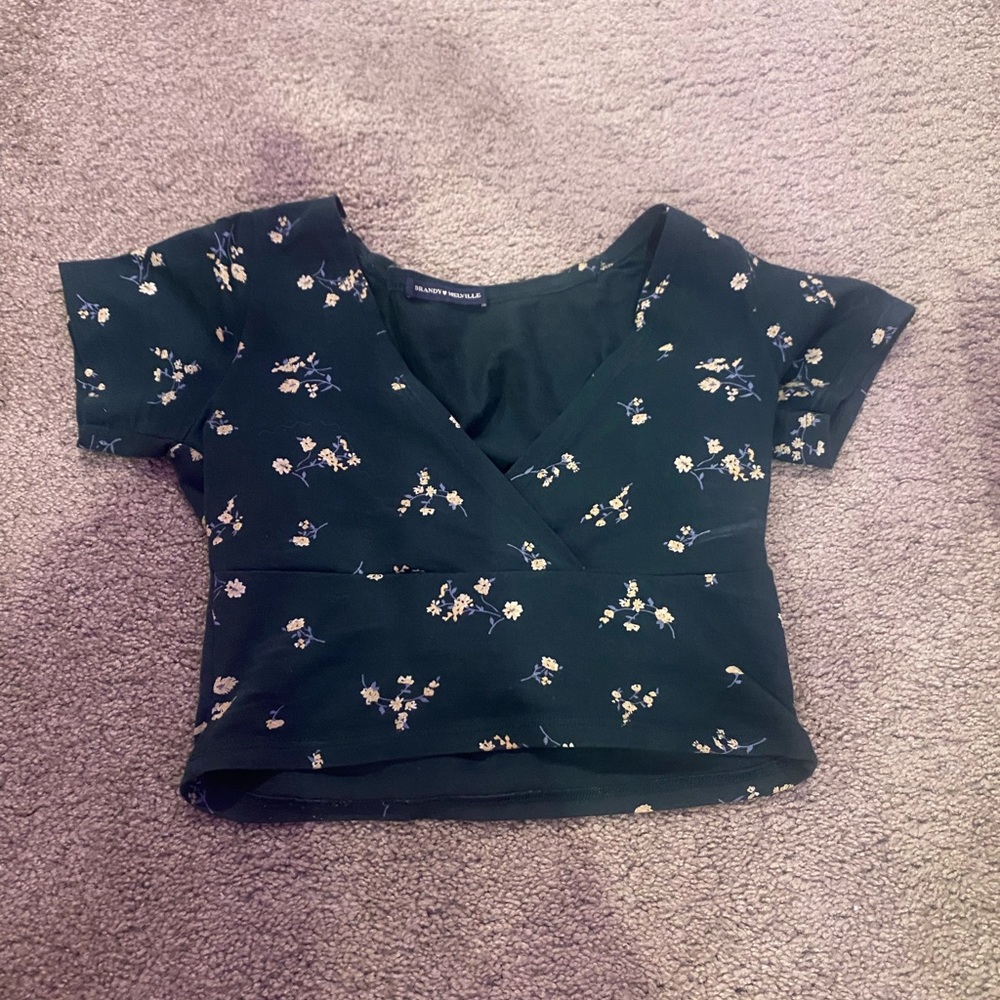 Green flower top